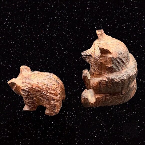 Primitive Hand Craved Mama Bear and Baby Hand Made Wooden Figure 1”T 2”T - Picture 8 of 10